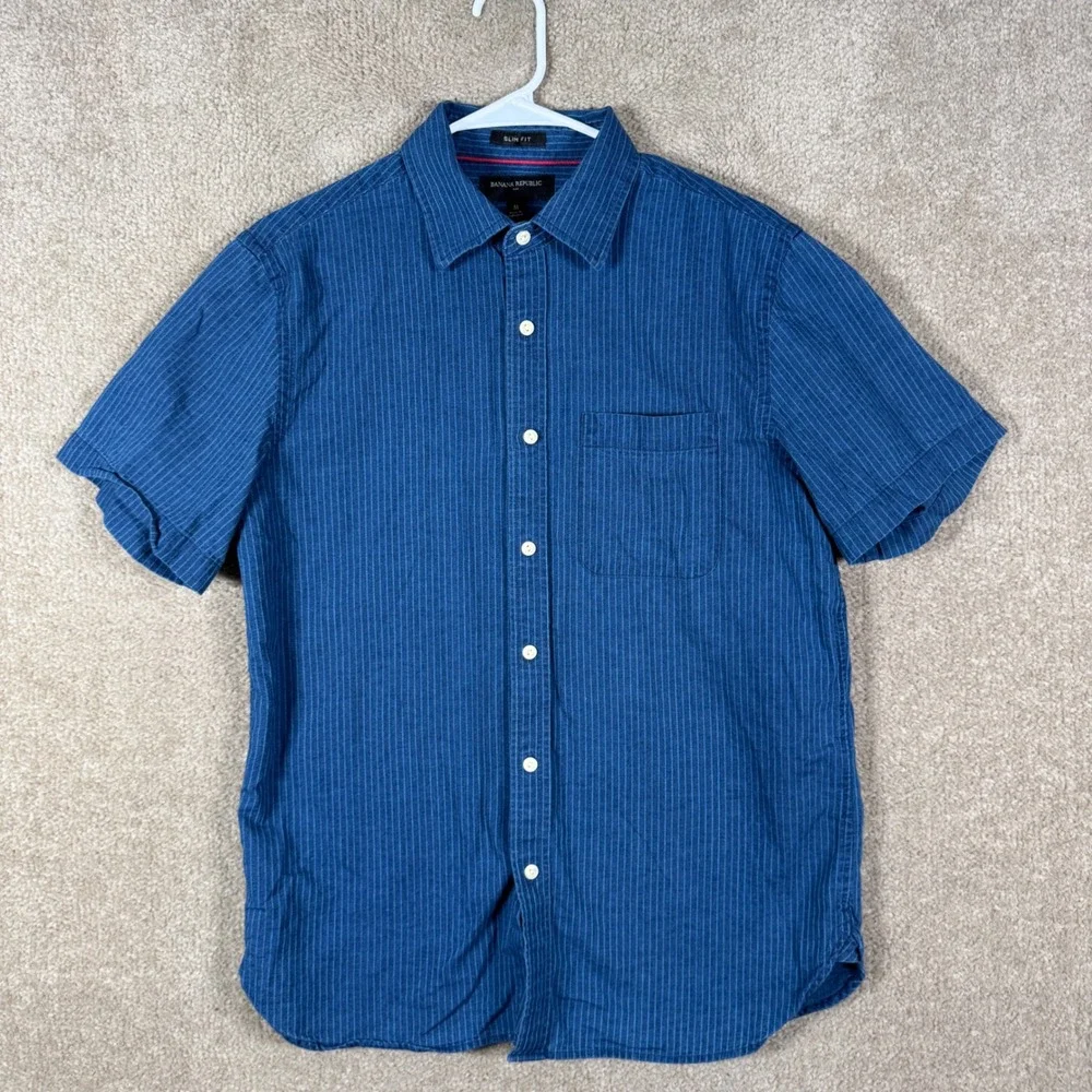 Banana Republic Button Down Shirt Mens Medium Blue Stripes Slim Fit Short Sleeve